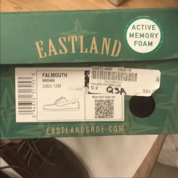 EASTLAND BROWN LEATHER DOCK SHOES.  NEW. - Picture 6 of 7